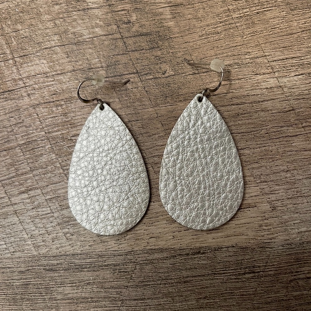 Leather gold earrings
